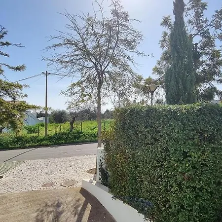 Apartment O Pomar, Large 2 Bedroom With A Short Distance To The Ocean Cabanas De Tavira